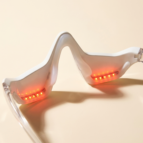 660 nm LEDs and silicone pads